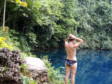 Baignade au trou bleu