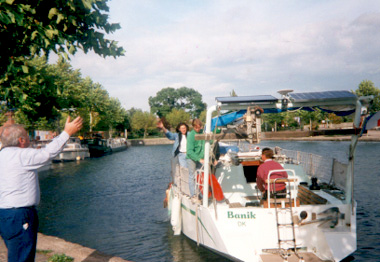 dpart canal.jpg (60017 octets)